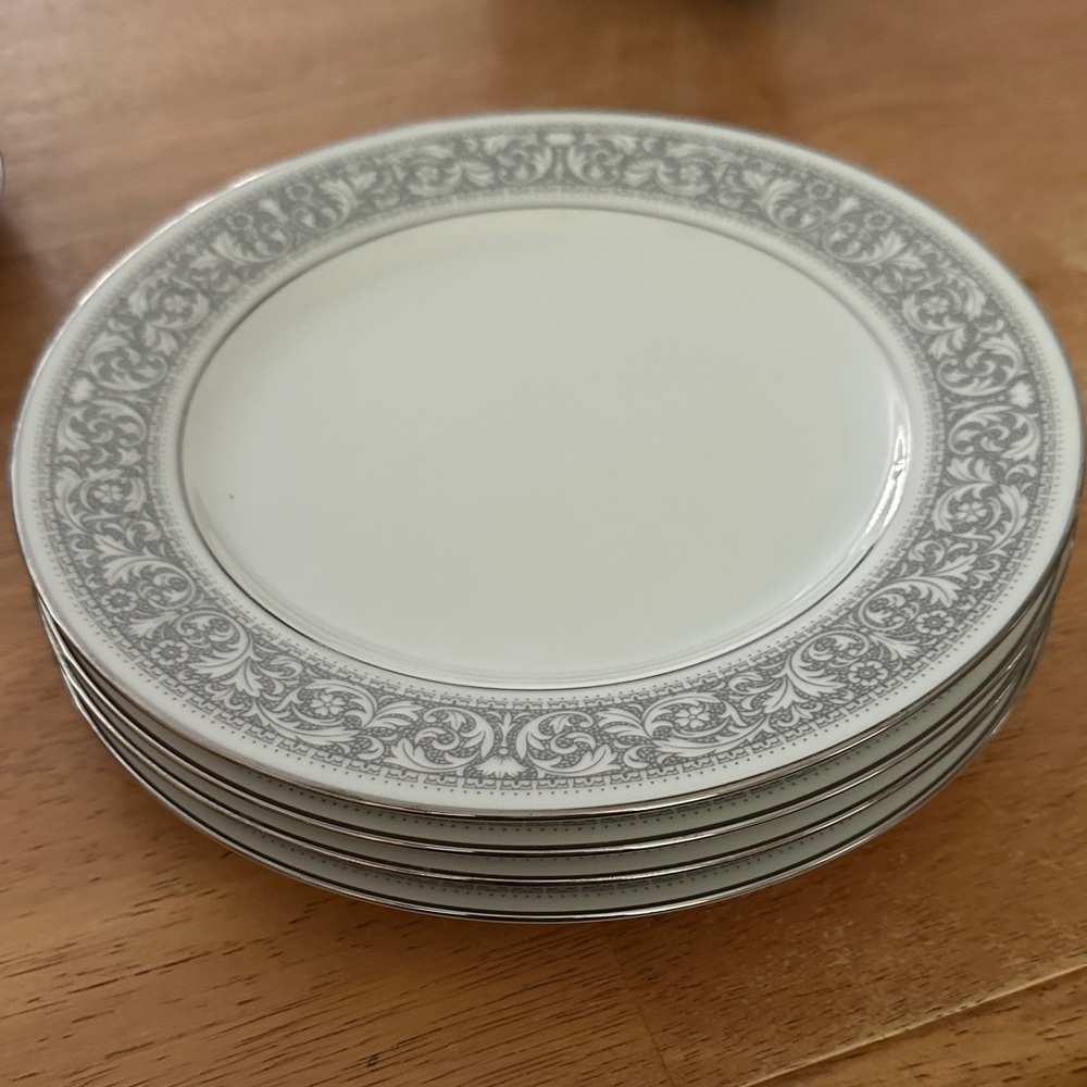 4 Noritake Naples 6975 Salad Plates